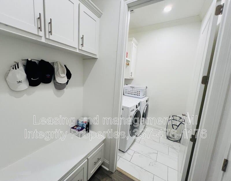 Lafayette House: 308 Redfern Street