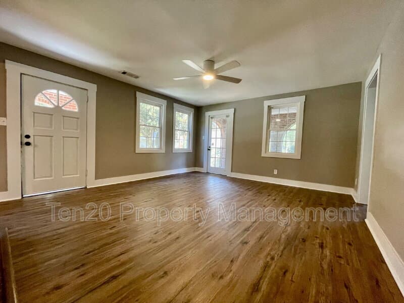 Phenix City House: 1720 19th Avenue