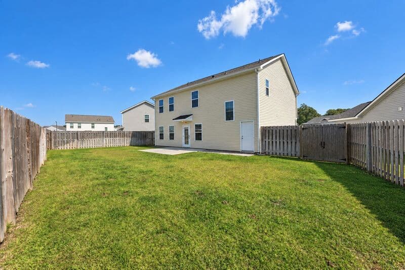 Savannah House: 3 Cadre Circle