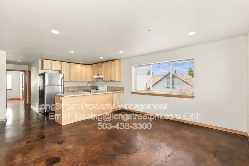 Corvallis Townhome: 132 SW Avery Ave