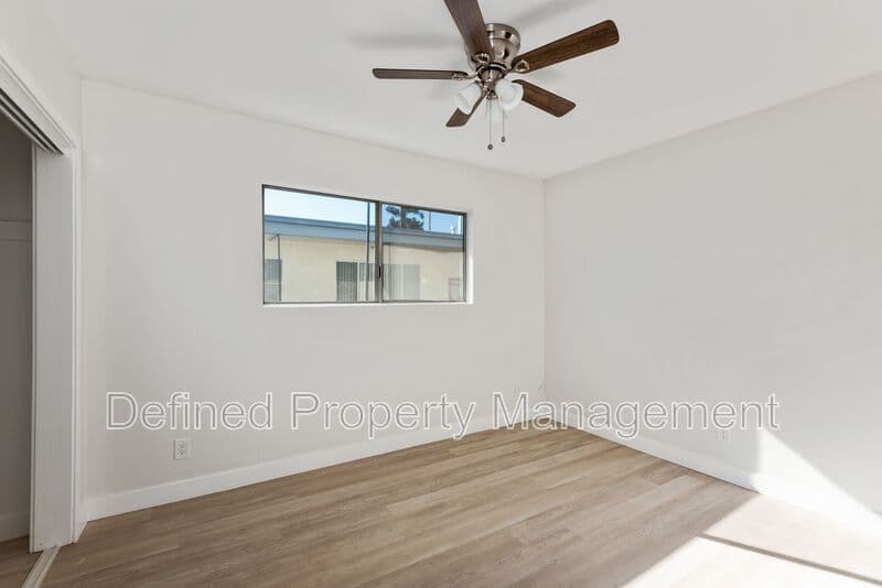 Los Angeles Ca 90019 Condo: 1408 S. St Andrews Place