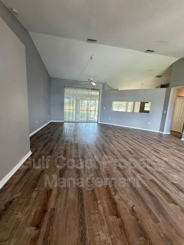 Rotonda West House: 58 Sportsman Lane