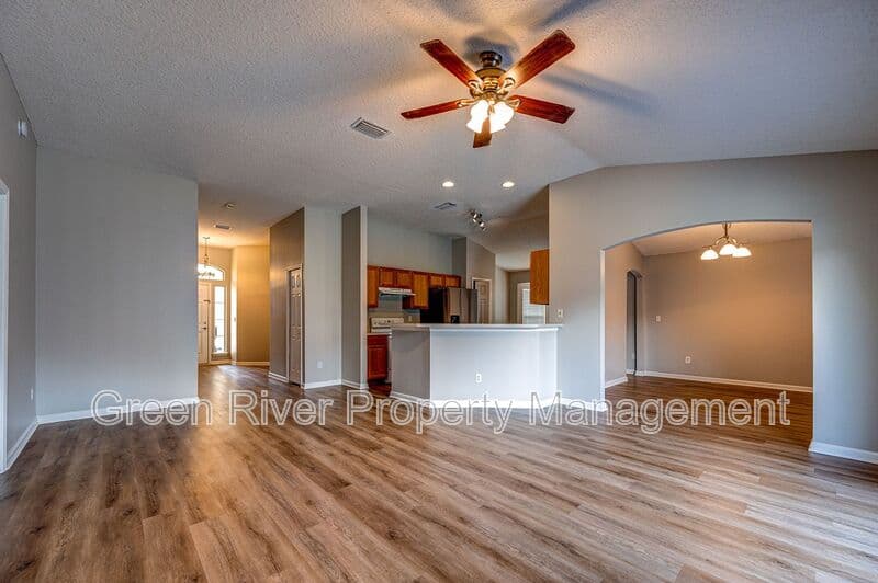 Orange Park House: 3174 White Heron Trail