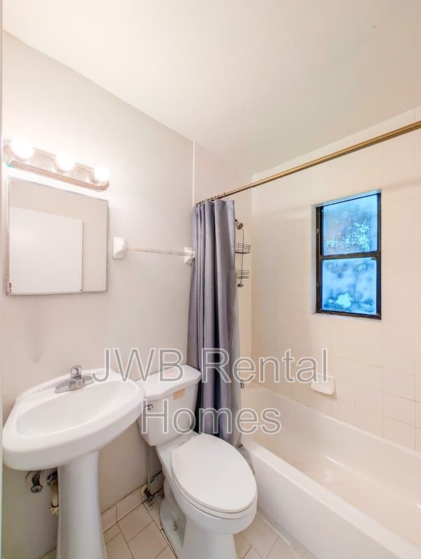 Jacksonville Condo: 5432 Alpha Ave