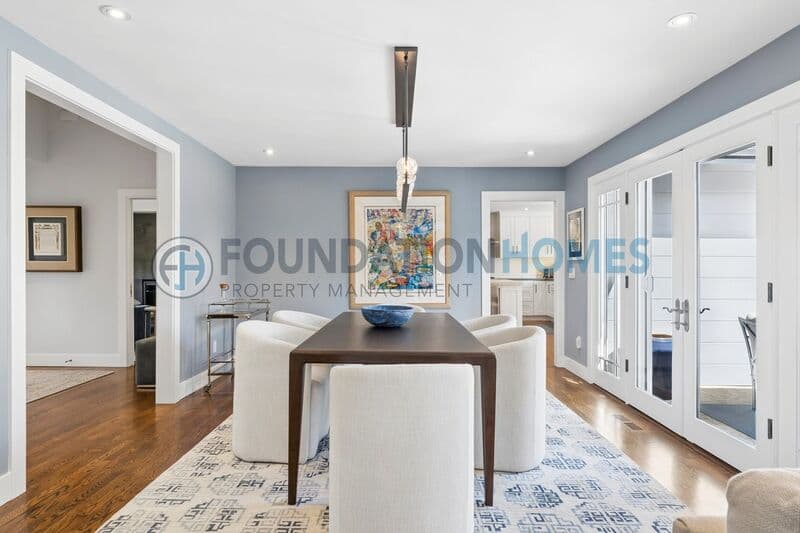 San Rafael House: 62 Manderly Rd