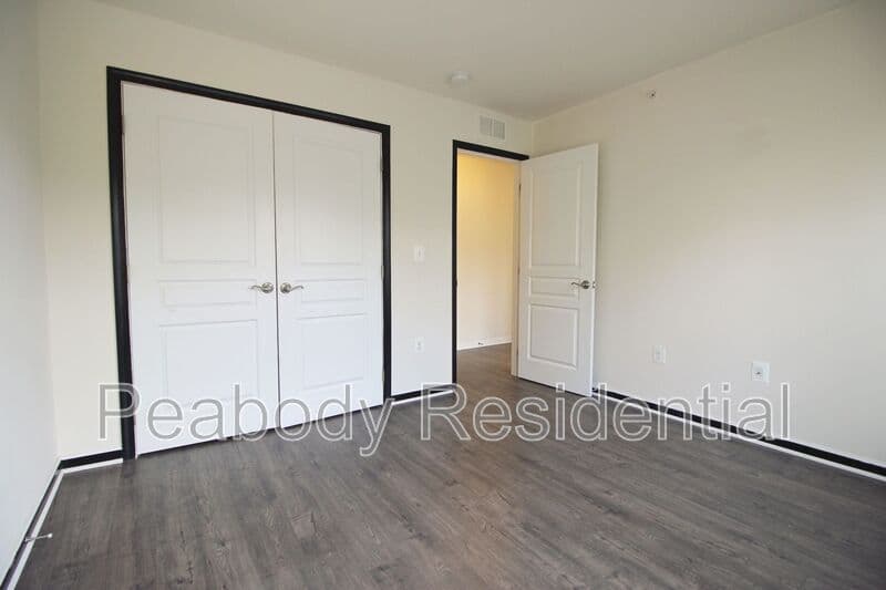 Woodbridge House: 14782 Mason Creek Cir