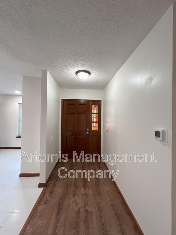 Jacksonville House: 12421 Bears Den Court