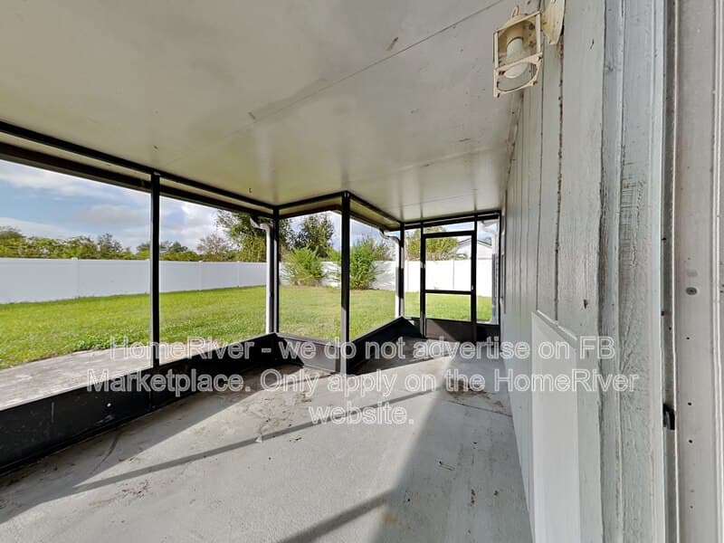 Deltona House: 3484 Commerce Ave