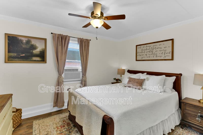 Rincon House: 304 East Fourth Street
