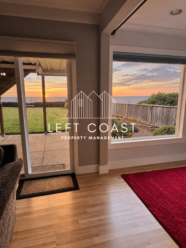 Lincoln City House: 1445 Southwest Coast Avenue