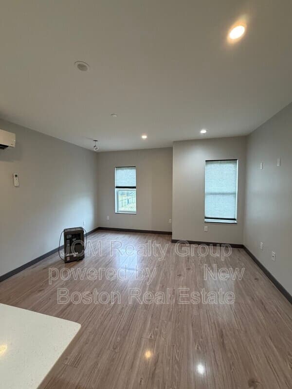Quincy Condo: 145 Newbury Avenue