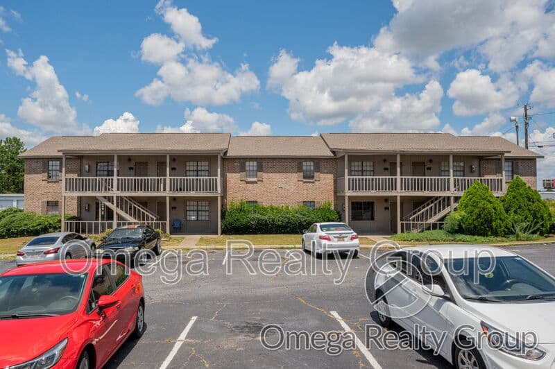 Phenix City Apartment: 901 25th Ave