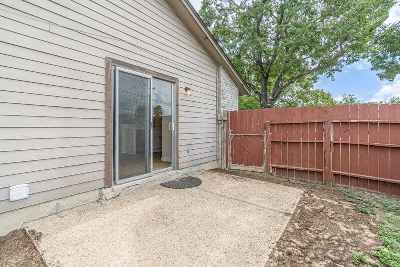 San Antonio House: 5207 Gawain Drive