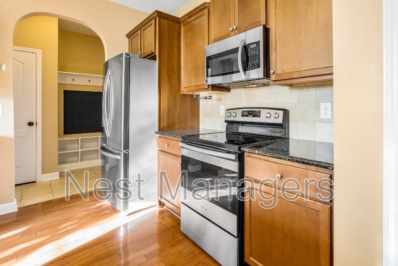 Fayetteville House: 2828 Deepwater Ct.