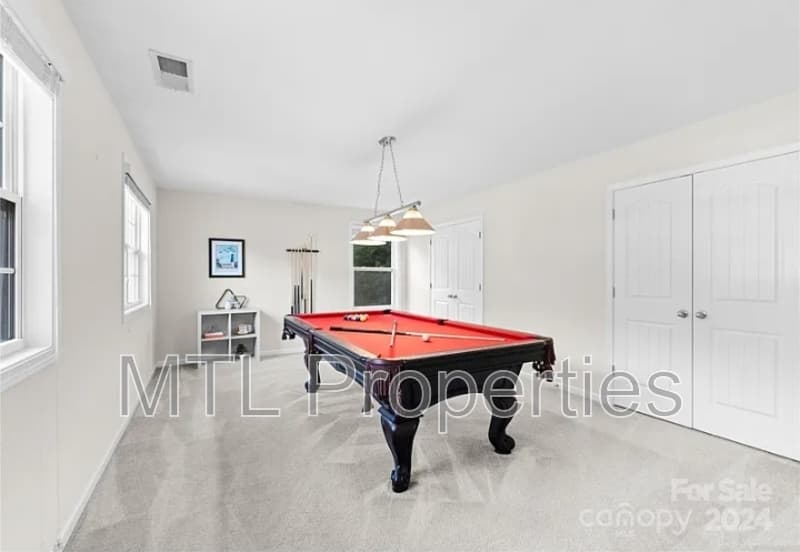 Fort Mill House: 3042 Collin House Drive