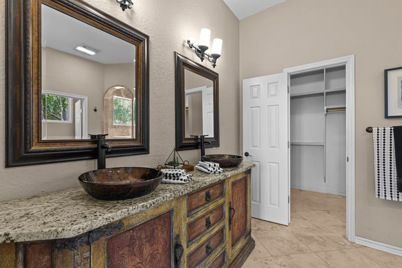 Horseshoe Bay House: 112 Big Sky