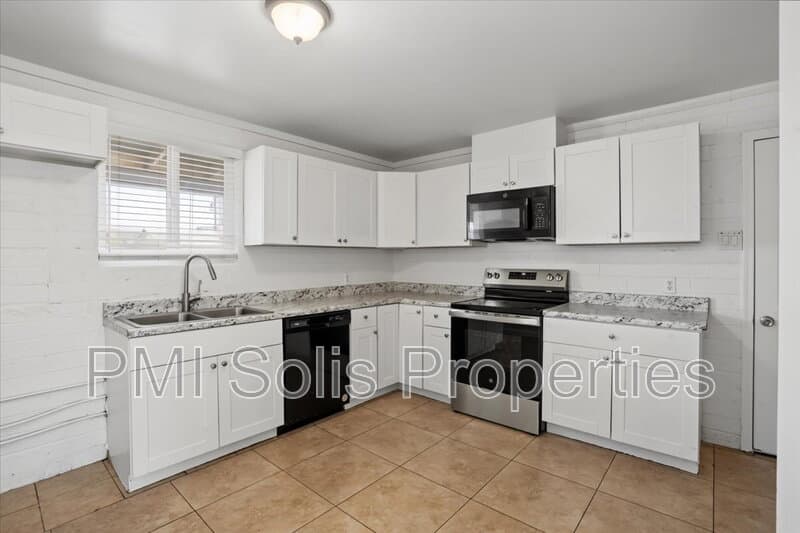Phoenix House: 4672 North 30th Drive