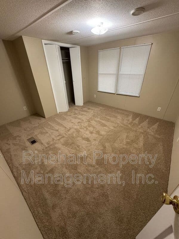 York House: 3252 Balkan Drive