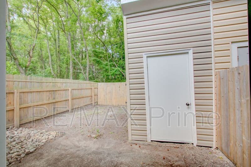 Virginia Beach House: 5375 Grand Lake Crescent