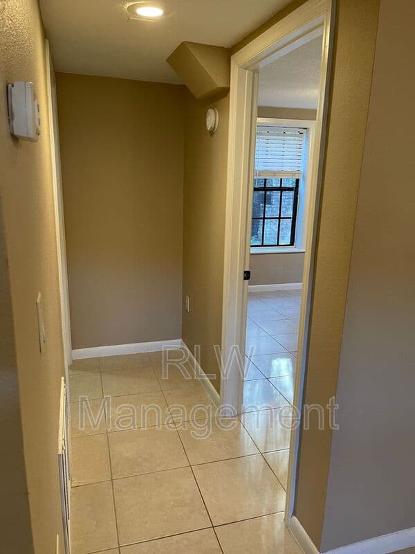 Eustis Condo: 206 Osceola Ave