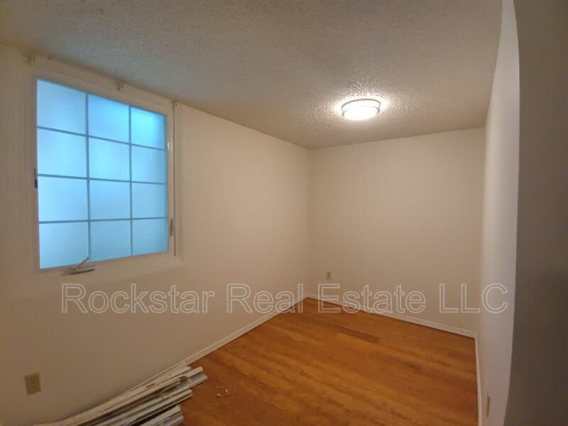 Spokane Condo: 1739 W 10th Ave