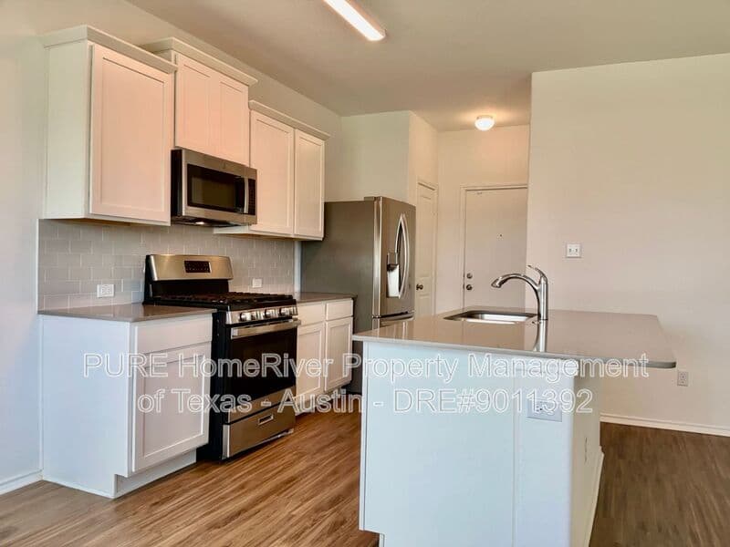 Lago Vista House: 22813 Agave Grove Dr.