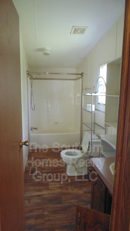 Etowah House: 308 Athens Pike