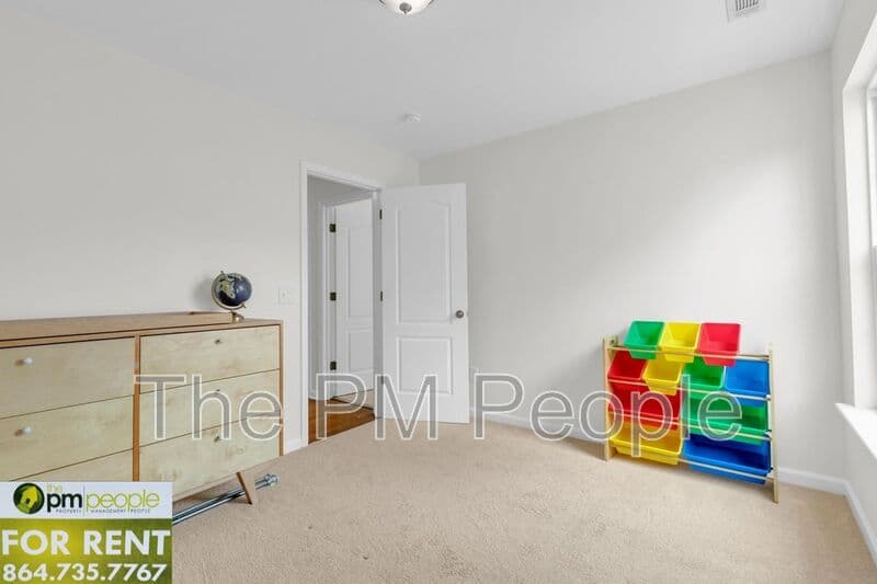 Simpsonville House: 39 Pfeiffer Ct.