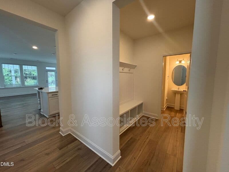 Raleigh House: 5128 Ranger Grove Way