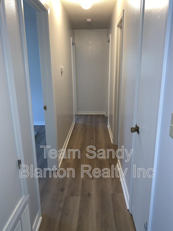 Pace House: 4240 Del Almirante Circle
