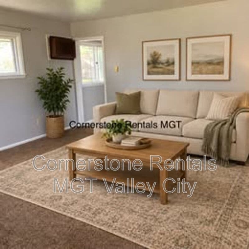 Valley City House: 815 3rd St SW