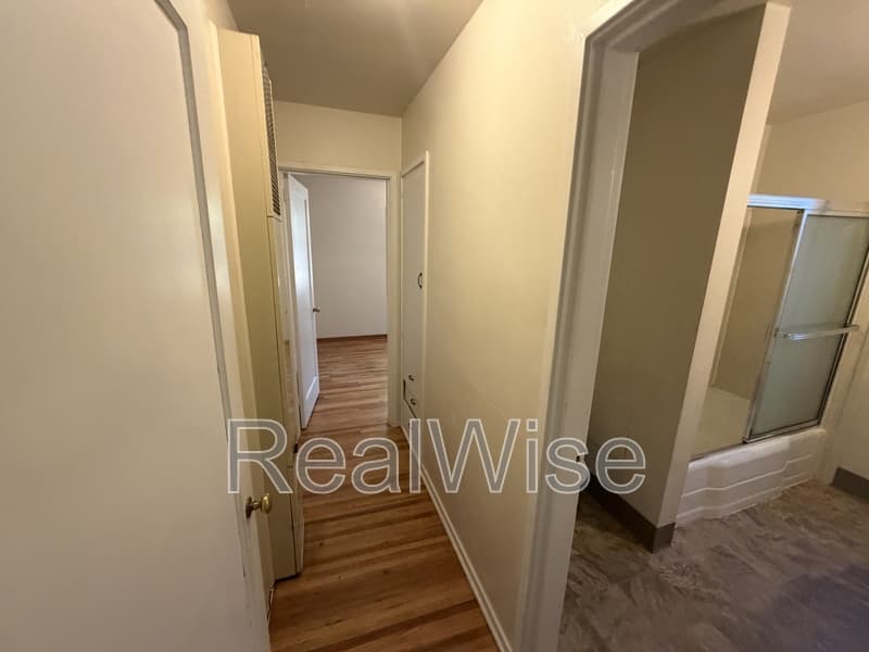 Grants Pass House: 1324 NW Washington Blvd