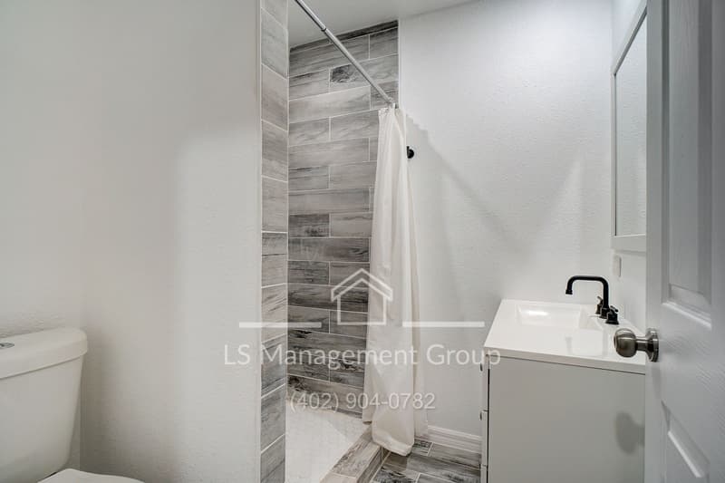 San Antonio House: 609 Taft Blvd,1