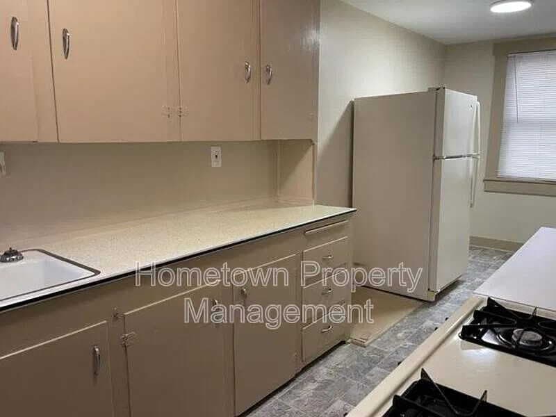 MT Joy Condo: 9-11 East Donegal Street