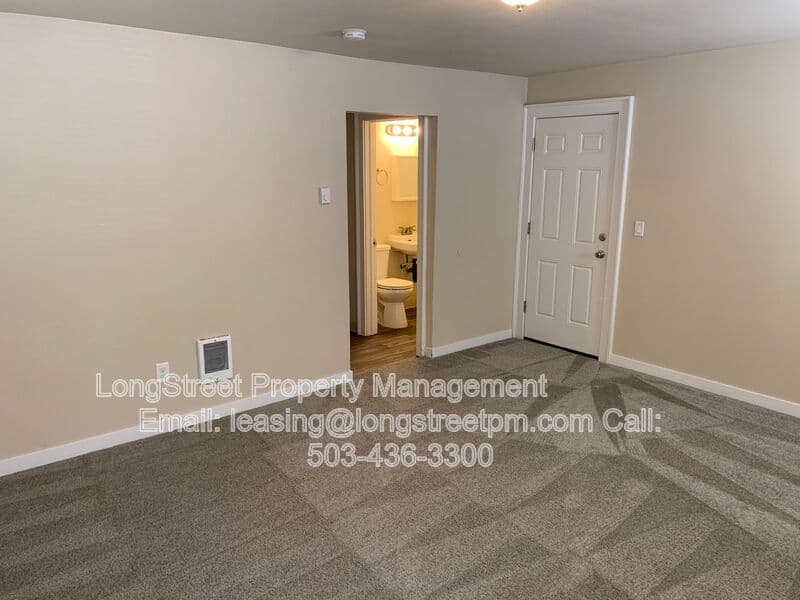 Corvallis Apartment: 204 NW 17th Street