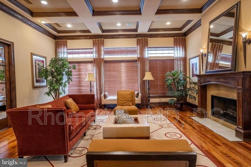 Herndon Condo: 12937 Centre Park Cir