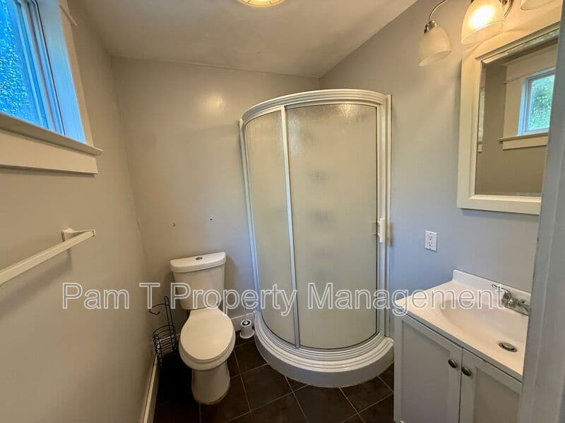 Savannah House: 611 W 44th St