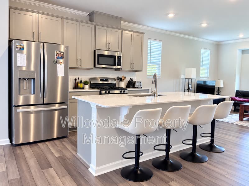 Raleigh Townhome: 158 Zealand Ct