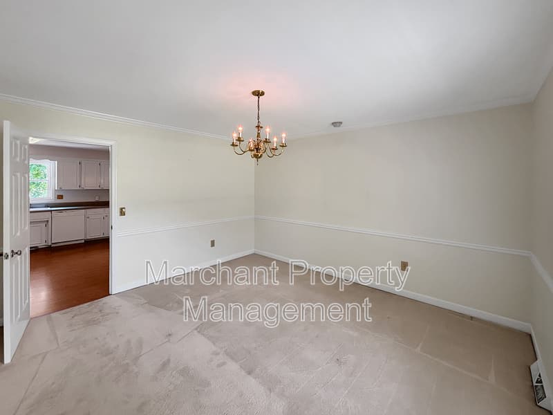 Greer House: 512 Devenger Road