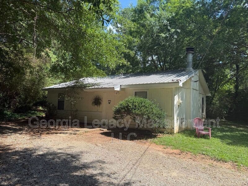 winterville House: 725-I Beaverdam Road