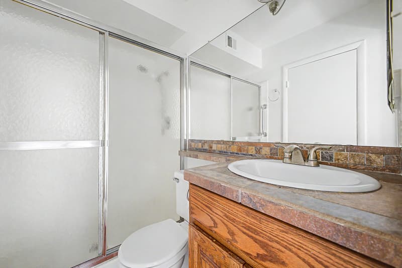 Phoenix House: 2822 E WILLOW Avenue