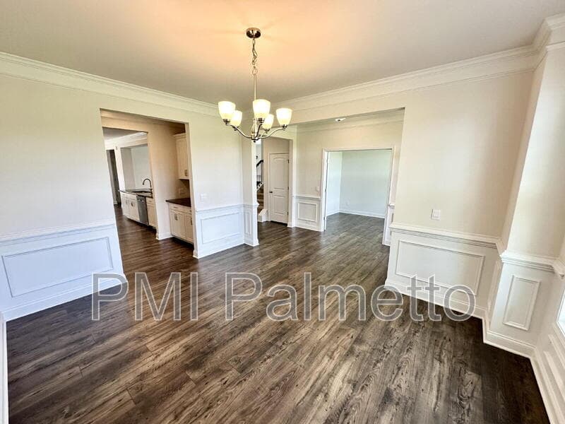Blythewood House: 35 Golden Spur Ln