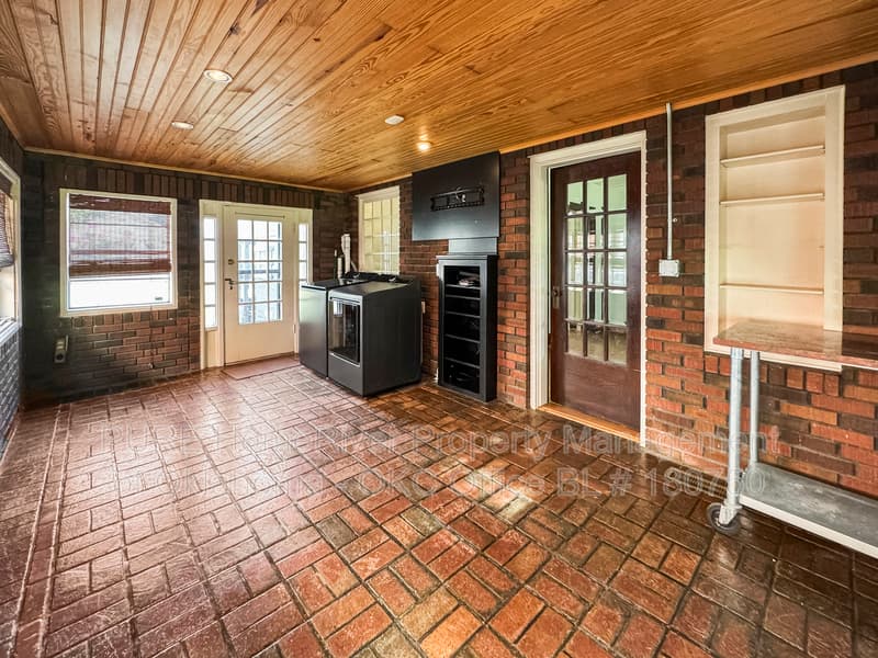 Oklahoma City House: 2730 NW 17th St