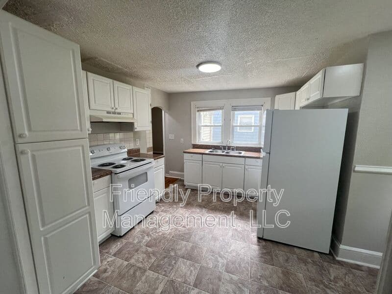 High Point House: 803 Worth St