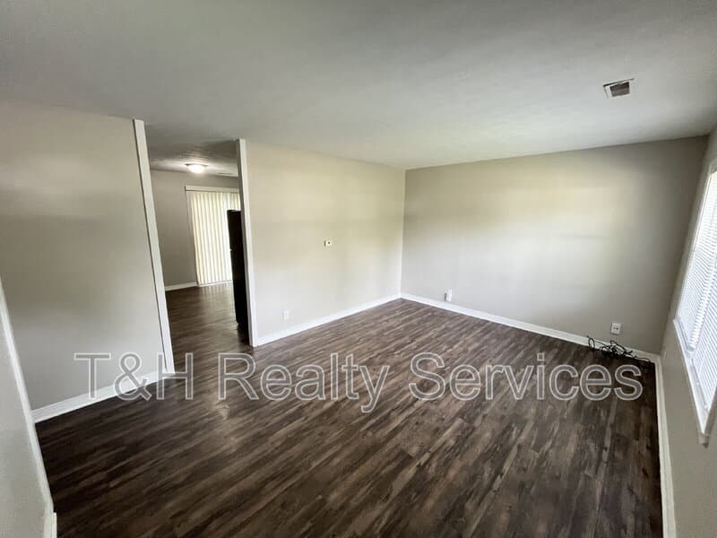 Indianapolis House: 3831 Bennett Drive