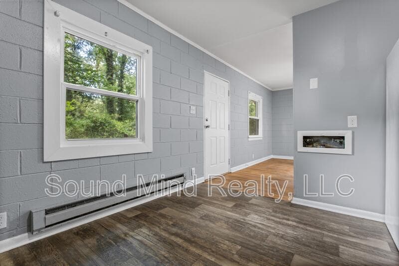 Raleigh House: 719 Woodland Rd