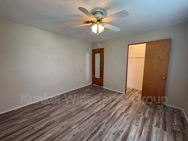 Belleville House: 1211 East C Street