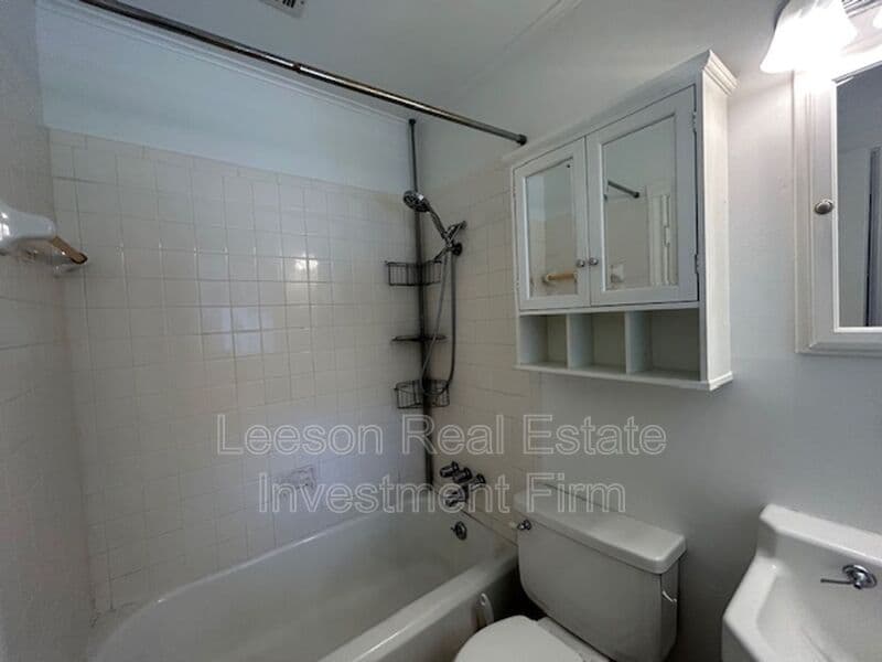Shreveport House: 3429 Beverly Pl