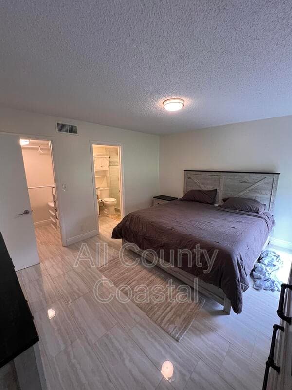 West Palm Beach Condo: 2500 Presidential Way Apt 103,