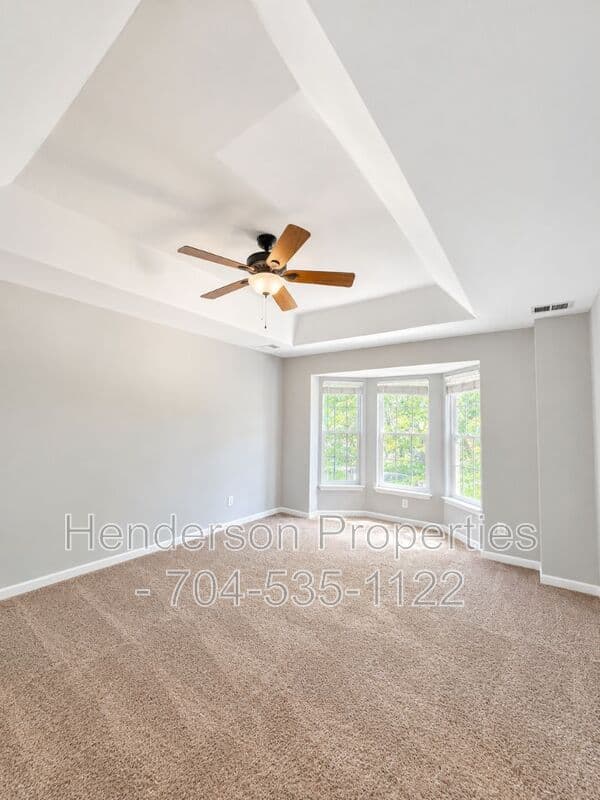 Charlotte House: 8702 Huntland Court